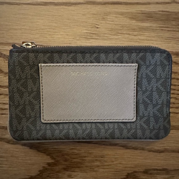 Michael Kors - Double Zip Wristlet - Picture 1 of 5